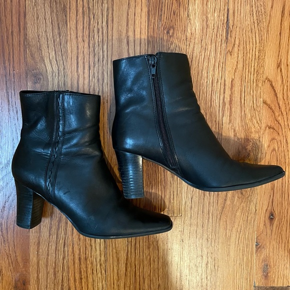 Square Toe Heeled Ankle Leather Boots Black Size 5 a.n.a - Picture 3 of 16
